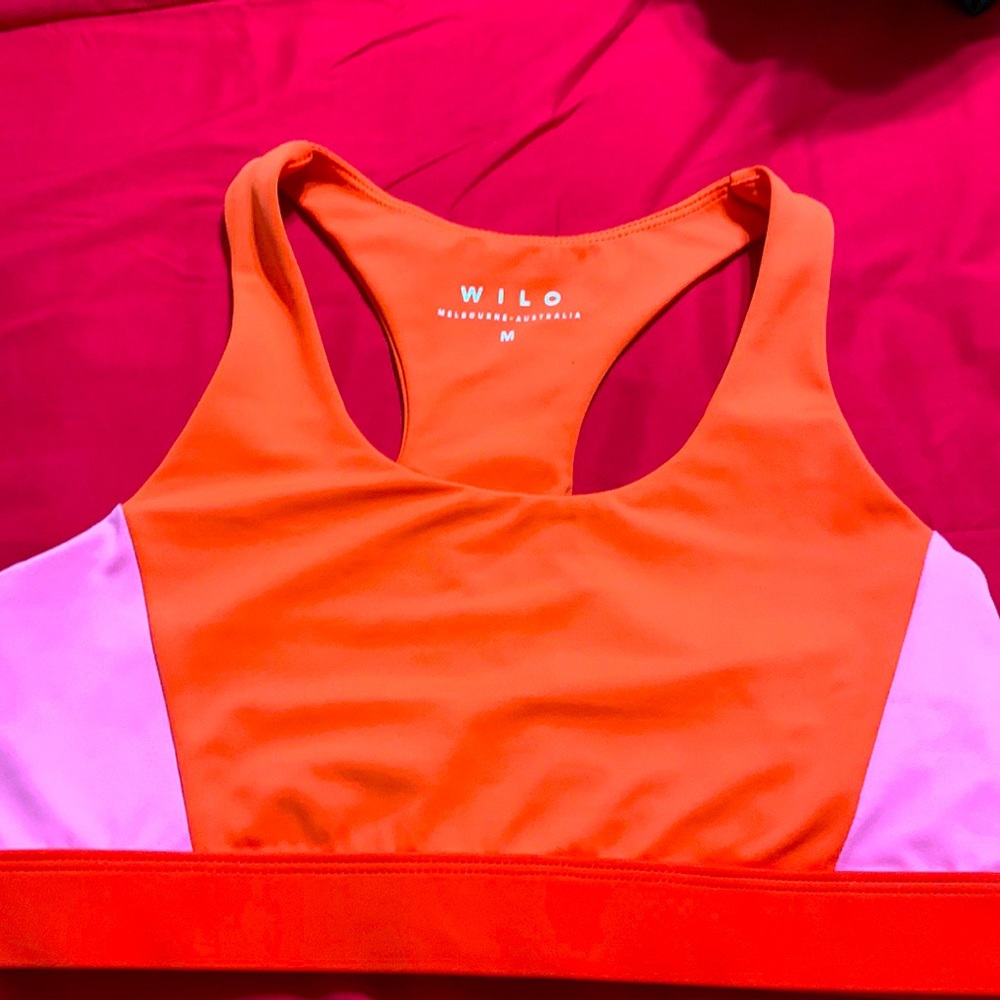 Wilo brand work out top.  NWOT